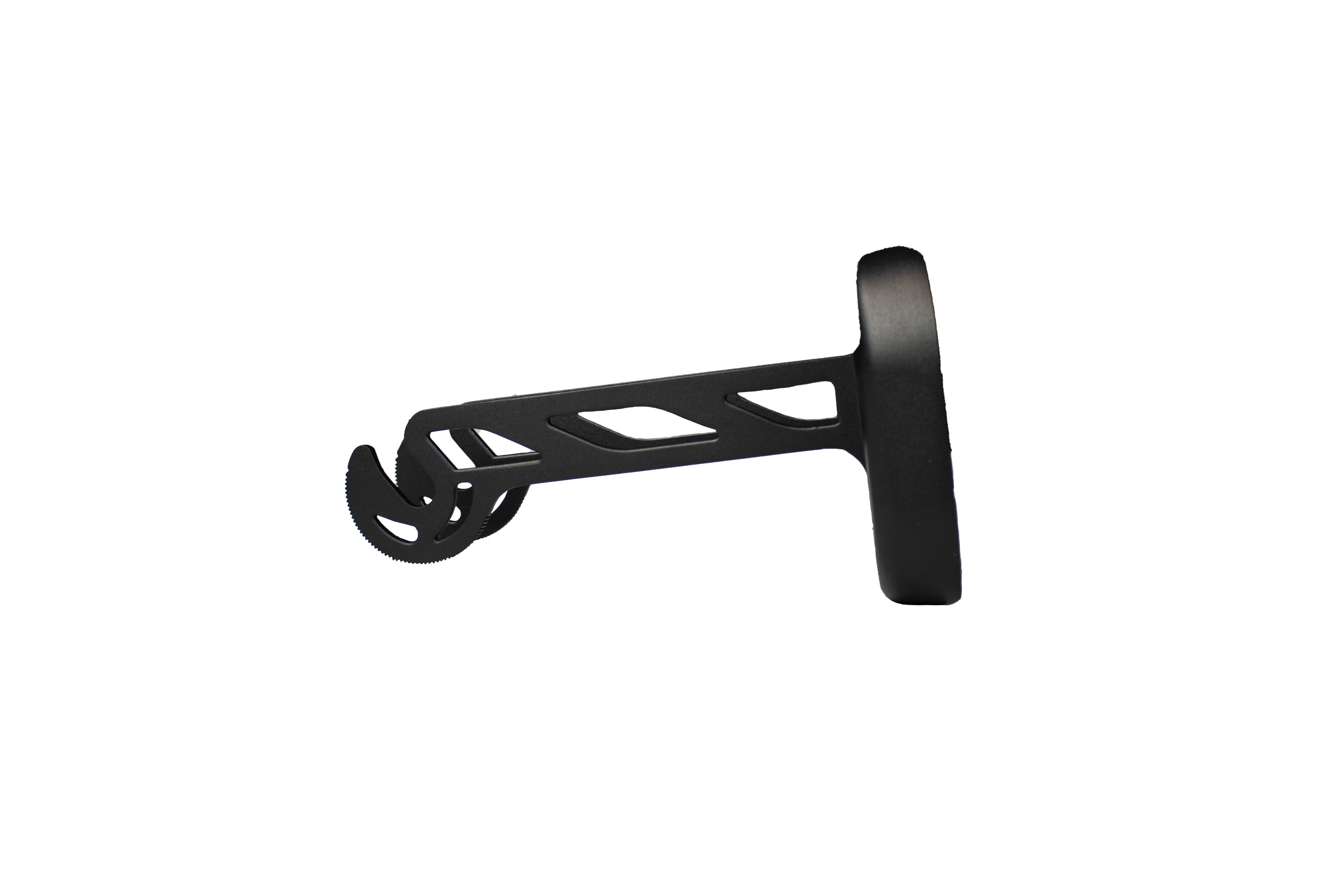Black wall mount for the SM82-EZ and 890i speaker
